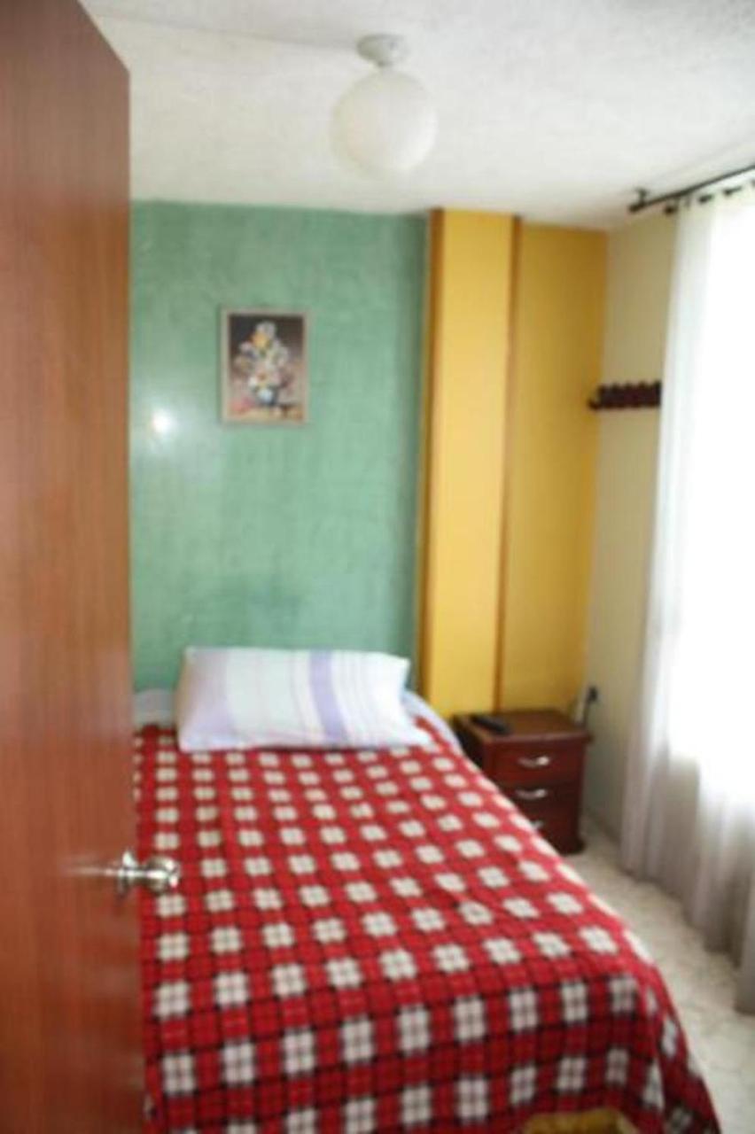 Hostel Casa Alb ボゴタ エクステリア 写真